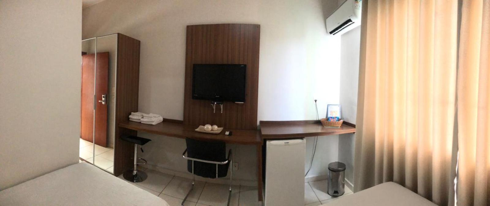Plaza 5*